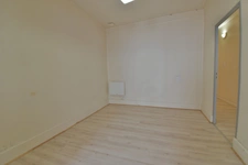appartement à louer 2 pièces SAINTE LIVRADE SUR LOT (47) joli T 2 rénové