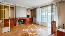 Dpt Lot et Garonne (47), à vendre VILLENEUVE SUR LOT maison P6 de 189 m² - Terrain de 1 546,00 m² 