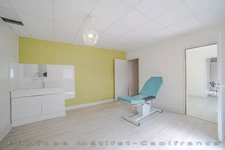 Dpt Charente (16), à vendre CHATEAUNEUF SUR CHARENTE Bâtiment 