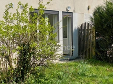 Studio apartment for sale with private garden in Ferney-Voltaire (01)