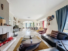 Maison à vendre 8 pièces GEX (01)