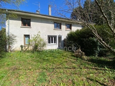 Studio apartment for sale with private garden in Ferney-Voltaire (01)