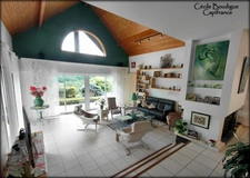 Entre Pau et Tarbes à 7 kms de Soumoulou Maison d'architecte belle vue sur Pyrénées 16000 m² de terrain.