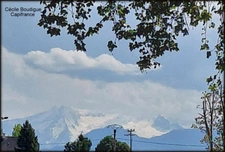 A Sendets, terrain constructible de 1000 m² sans vis à vis avec une vue sur les Pyrénées. 