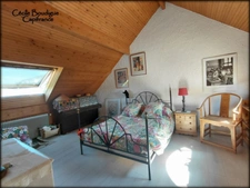 Entre Pau et Tarbes à 7 kms de Soumoulou Maison d'architecte belle vue sur Pyrénées 16000 m² de terrain.