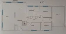 A Lembeye, sur un terrain de plus de 3000m² Maison de 185 m²  5 chambres et une belle dépendance 