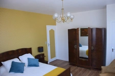 Jurançon au calme Ensemble immobilier 2 appartements T3 et une maison plain pied T3
