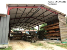 Bureau et bâtiments sur parcelle de plus de 5300m²