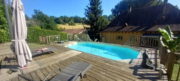 Magnifique maison 6 chambres, très grandes terrasses, piscine
