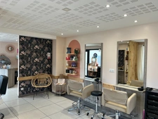 Très beau salon de coiffure