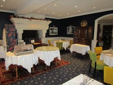 Magnifique fonds de commerce d'hôtel/restaurant dans un village classé du Périgord noir