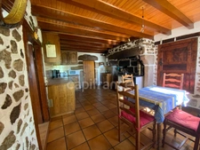 LA CHAMBA ( 42 ). MAISON de CAMPAGNE avec ses DEPENDANCES   - TERRAIN de 5000 m2 - CAVE A FOURME 