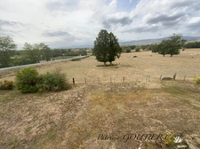 A  SAINT FORGEUX LESPINASSE (42) MAISON DE CARACTERE de 200 M2 avec DEPENDANCES et terrain clos de 8400M2