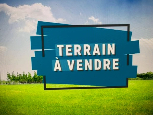 A BOEN-SUR-LIGNON (42)  TERRAIN de 1600 M2 viabilisé en bordure 