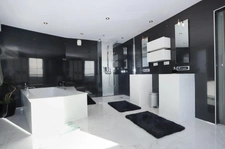  RENNES 35 – QUAIS DE LA VILAINE / MAIL FRANÇOIS-MITTERRAND   T6 DUPLEX 200 M² – DERNIER ÉTAGE – TERRASSE 60 M² – 3 GARAGES.