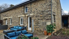 A Vendre Maison longère en pierre de 200 m² - 7 pièces + gite à  PLELAN LE GRAND (35)
