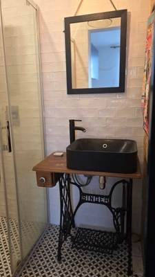 Appartement à vendre  RENNES– VOLNEY / PRAIRIES SAINT-MARTIN - T3  de 64 m² – CHARME DE L’ANCIEN, POÊLE À BOIS, 2 SALLES D’EAU 