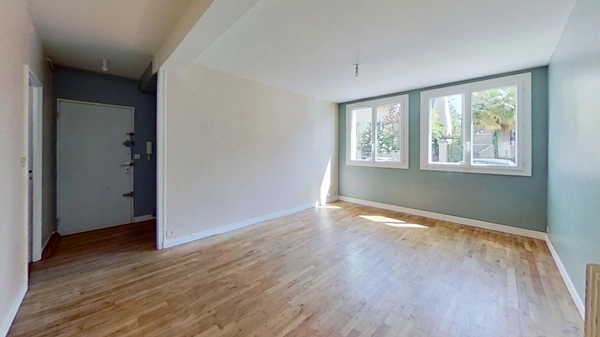 Appartement à vendre 3 pièces RENNES (35) Jeanne d’Arc / Michelet – Appartement T3 traversant de 58 m² – cave – métro ligne B 