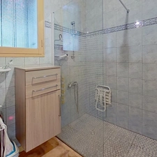 Dpt Vendée (85), à vendre entre CHALLANS et NOIRMOUTIER à SAINT GERVAIS maison de bourg de 210 m²  sur 879 m² de terrain clos avec puits