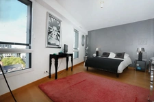  RENNES 35 – QUAIS DE LA VILAINE / MAIL FRANÇOIS-MITTERRAND   T6 DUPLEX 200 M² – DERNIER ÉTAGE – TERRASSE 60 M² – 3 GARAGES.