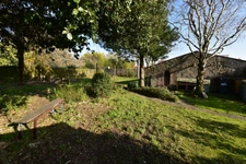 Dpt Vendée (85), à vendre entre CHALLANS et NOIRMOUTIER à SAINT GERVAIS maison de bourg de 210 m²  sur 879 m² de terrain clos avec puits
