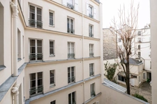 Quartier prestigieux de PARIS, grand studio à VENDRE