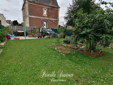 Appartement 2 pièces avec jardin à vendre.