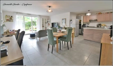 LE HAILLAN - Appartement 4 pièces 94 m² avec terrasse, jardin et parkings