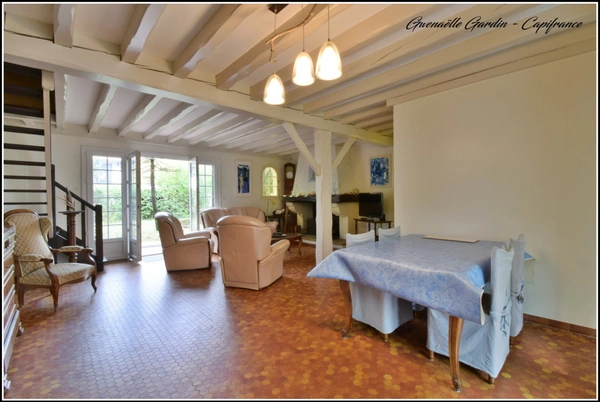 ANDERNOS LES BAINS - Maison 5 pièces avec garage sur terrain de 617 m²