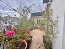 Beautiful 3-bedroom apartment in Carcassonne city centre, 140m2 of living space, one parking space