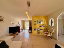 Maison plain-pied à RIEUX MINERVOIS 78m2 habitables, un  gite de 50m2 sur terrain 725m2, piscine