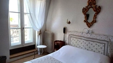 Private mansion in CARCASSONNE, 18 bedrooms, 1340 m² of living space with 2 hangars totaling 668 m², parking, garden of 350 m²