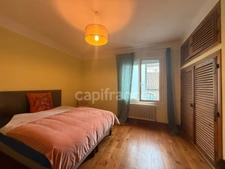 Beautiful 3-bedroom apartment in Carcassonne city centre, 140m2 of living space, one parking space