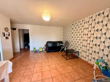 3-room apartment in BERRIAC, 60m2 of living space, two bedrooms, two parking spaces
