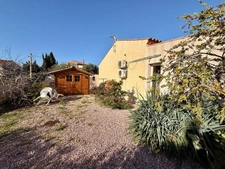 Maison plain-pied à RIEUX MINERVOIS 78m2 habitables, un  gite de 50m2 sur terrain 725m2, piscine