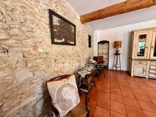 Manor house in CARCASSONNE with 233m2 of living space, 5 bedrooms, garage, swimming pool, 1100m2 plot