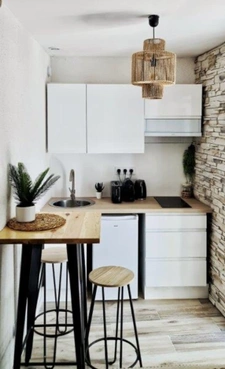Dpt Aude (11), for sale CARCASSONNE Investment building of 118m244 Apartments: two T2; two T1bis