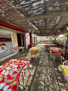 Fonds de commerce à vendre Restauration à  20Km Nord-Est  de Carcassonne 120m2 et Terrasse, places de parking