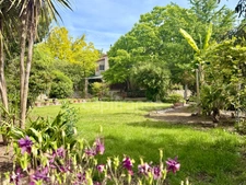 Magnificent property in Limoux with 205.07m2 of living space on 2.05 hectares of land