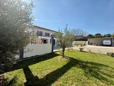 Maison à vendre 9 pièces VILLEMOUSTAUSSOU (11)194m2 habitable, 5 chambres, terrain 1858m2 piscine 