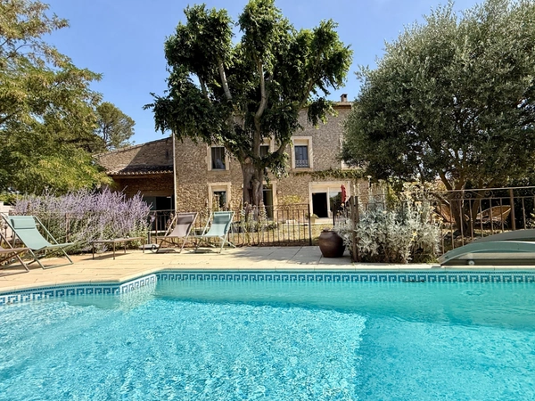Maison de Maitre  à vendre 9 pièces CARCASSONNE (11)  sur 233m2 habitables , 5 chambres, garage, piscine terrain 1100m2