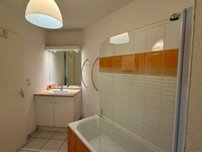 Appartement à vendre 2 pièces CARCASSONNE (11) 49m2 avec balcon place parking résidence piscine 