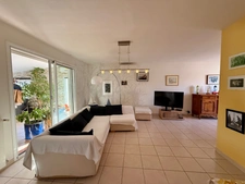 Maison plain-pied à RIEUX MINERVOIS 78m2 habitables, un  gite de 50m2 sur terrain 725m2, piscine