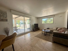 House for sale 9 rooms VILLEMOUSTAUSSOU (11) 194m2 living space, 5 bedrooms, land 1858m2 swimming pool 