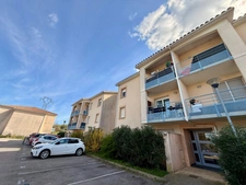 3-room apartment in BERRIAC, 60m2 of living space, two bedrooms, two parking spaces