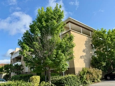 Appartement à vendre 2 pièces CARCASSONNE (11) 49m2 avec balcon place parking résidence piscine 