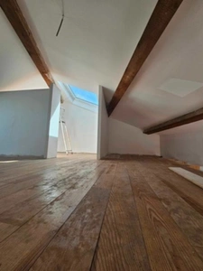 House for sale 4 rooms TREBES (11) with commercial premises 110M2 habitable