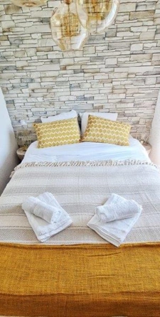 Dpt Aude (11), for sale CARCASSONNE Investment building of 118m244 Apartments: two T2; two T1bis