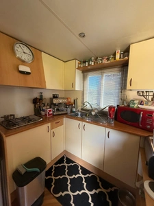 Bungalow 22 M2, deux chambres, su 410m2 de terrain, village proche de Durban 