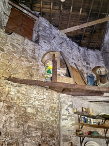 Immeuble à renover à vendre MONTLAUR (11) 282m2 environ avec terrain